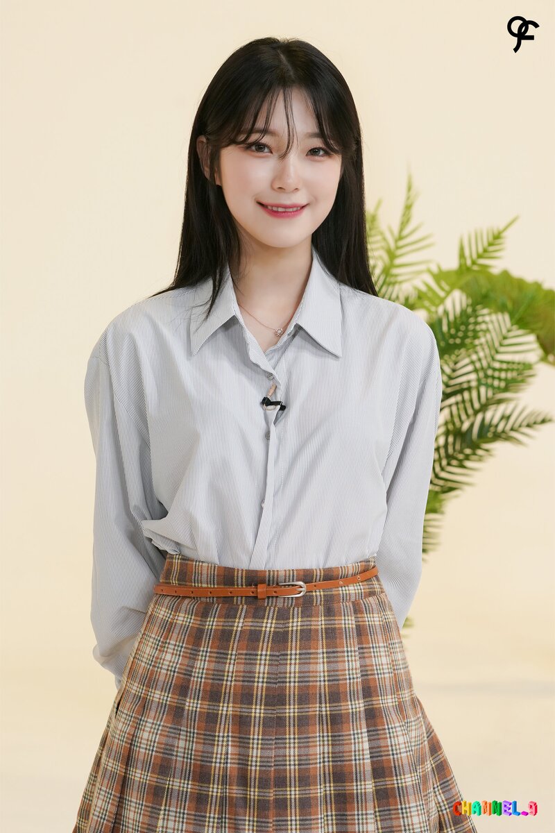221130 fromis_9 Weverse - <CHANNEL_9> EP49-50 Behind Photo Sketch documents 2