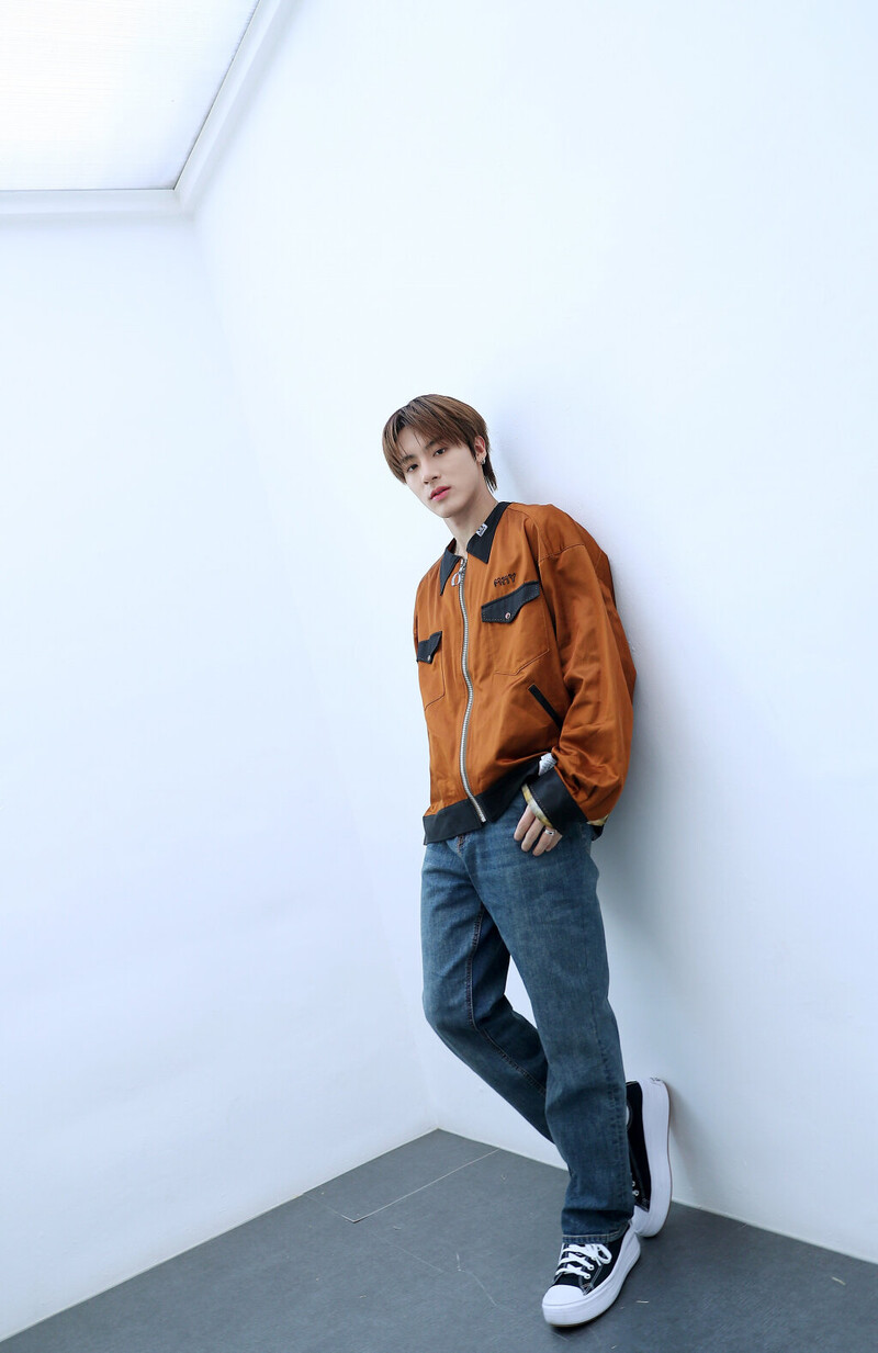 240319 The Boyz Eric - Star News Interview Photo documents 6