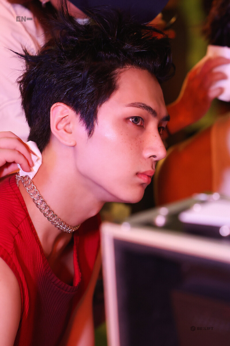 ENHYPEN <BROUGHT THE HEAT BACK> MV BEHIND PHOTO SKETCH documents 2