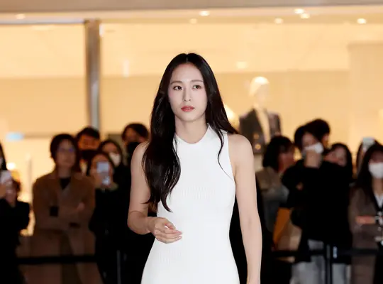 230303 Krystal - Lancôme Pop-Up Store Event