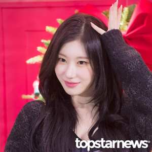 241129 CHAERYEONG at COACH Holiday Pop-up