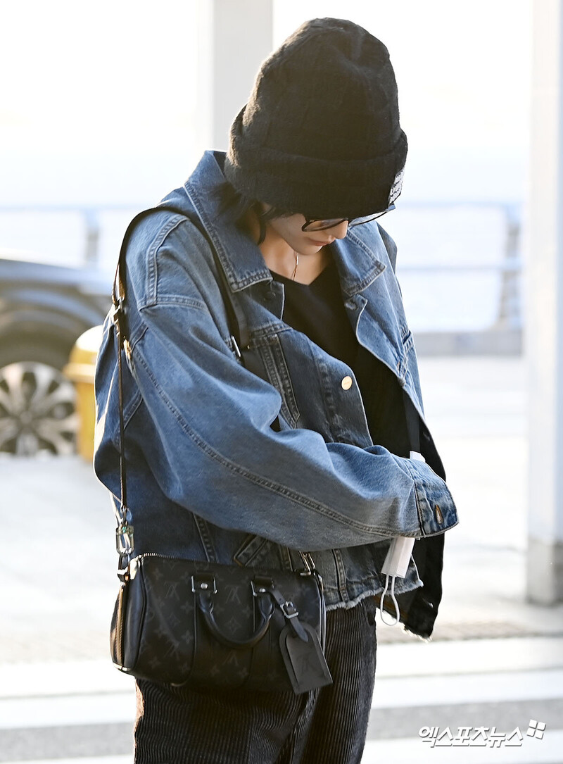 240101 RIIZE Wonbin - Incheon International Airport documents 5