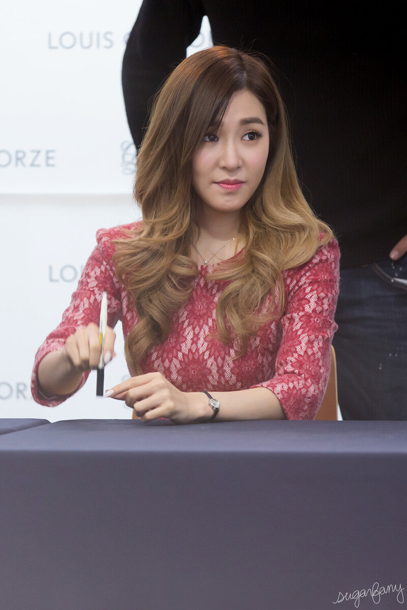 151127 Girls' Generation Tiffany at Louis Quatorze Busan Fansign documents 12