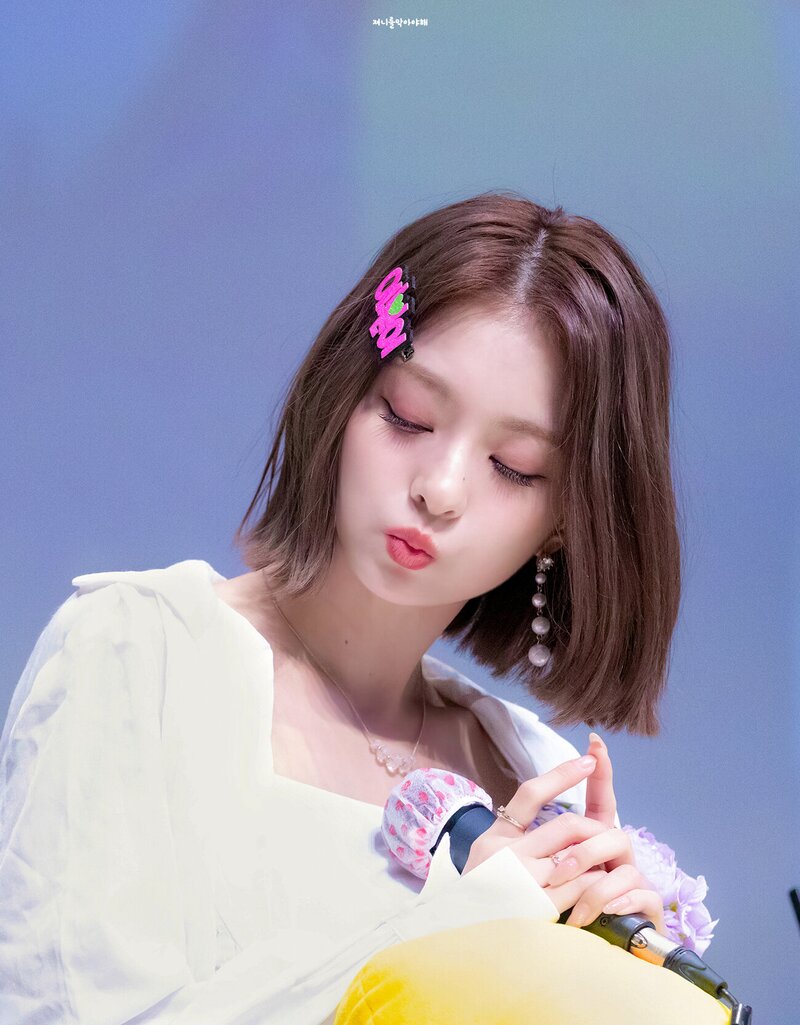 220717 Fansign - Nagyung documents 3