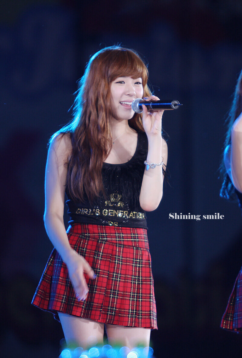 100821 Girls' Generation Tiffany at SMTOWN Live in Seoul documents 1