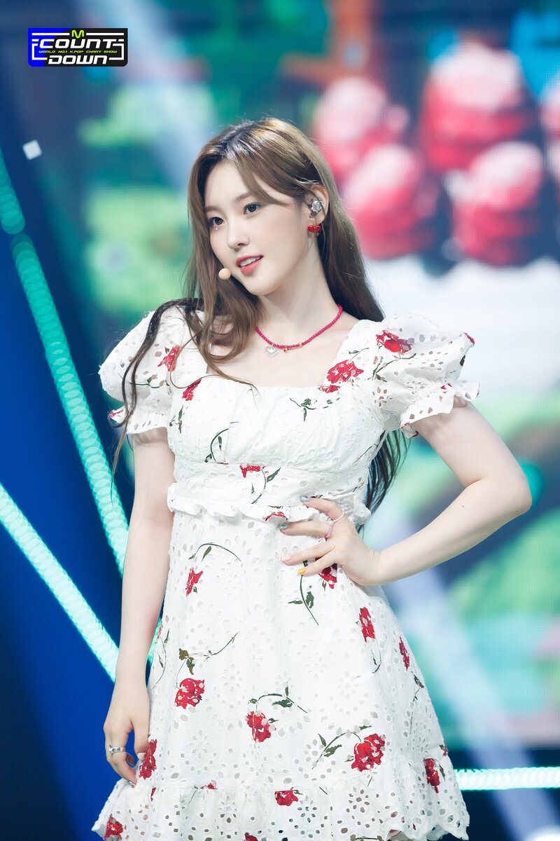 220630 Kep1er 'Up!' at M Countdown documents 6