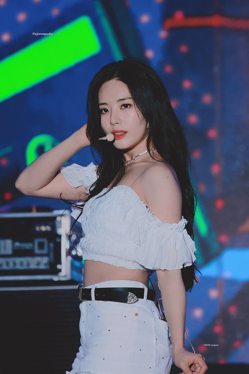 230520 Jiwon at Yangsan City Night Festival documents 21