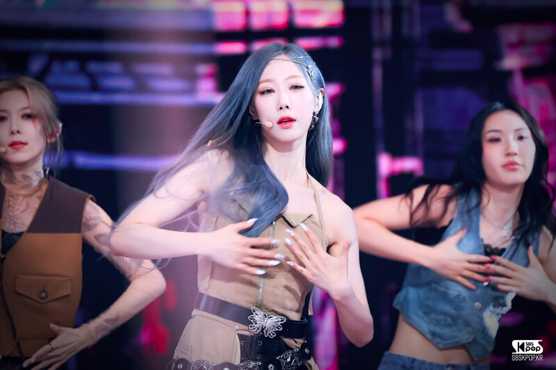 240714 Dreamcatcher Handong - 'JUSTICE' at Inkigayo documents 2