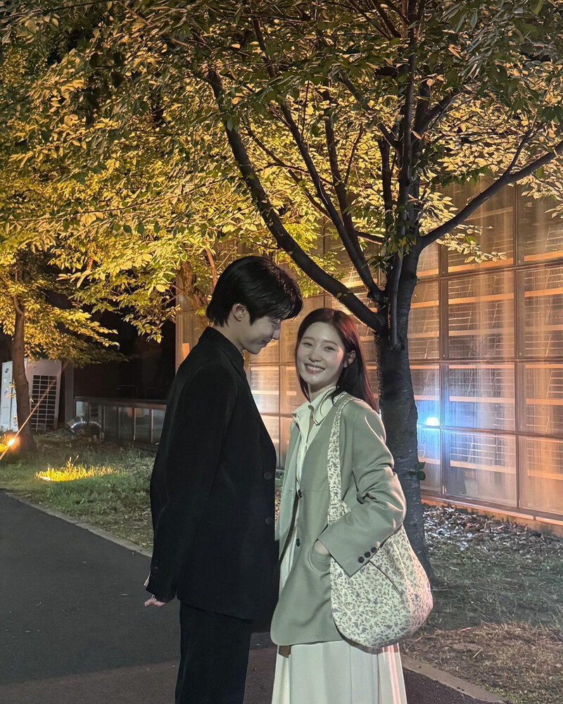 241108 Chaeyeon Instagram Update documents 7