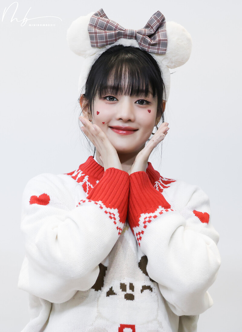 241222 (G)I-DLE Minnie -  at Everline Fansign event documents 17