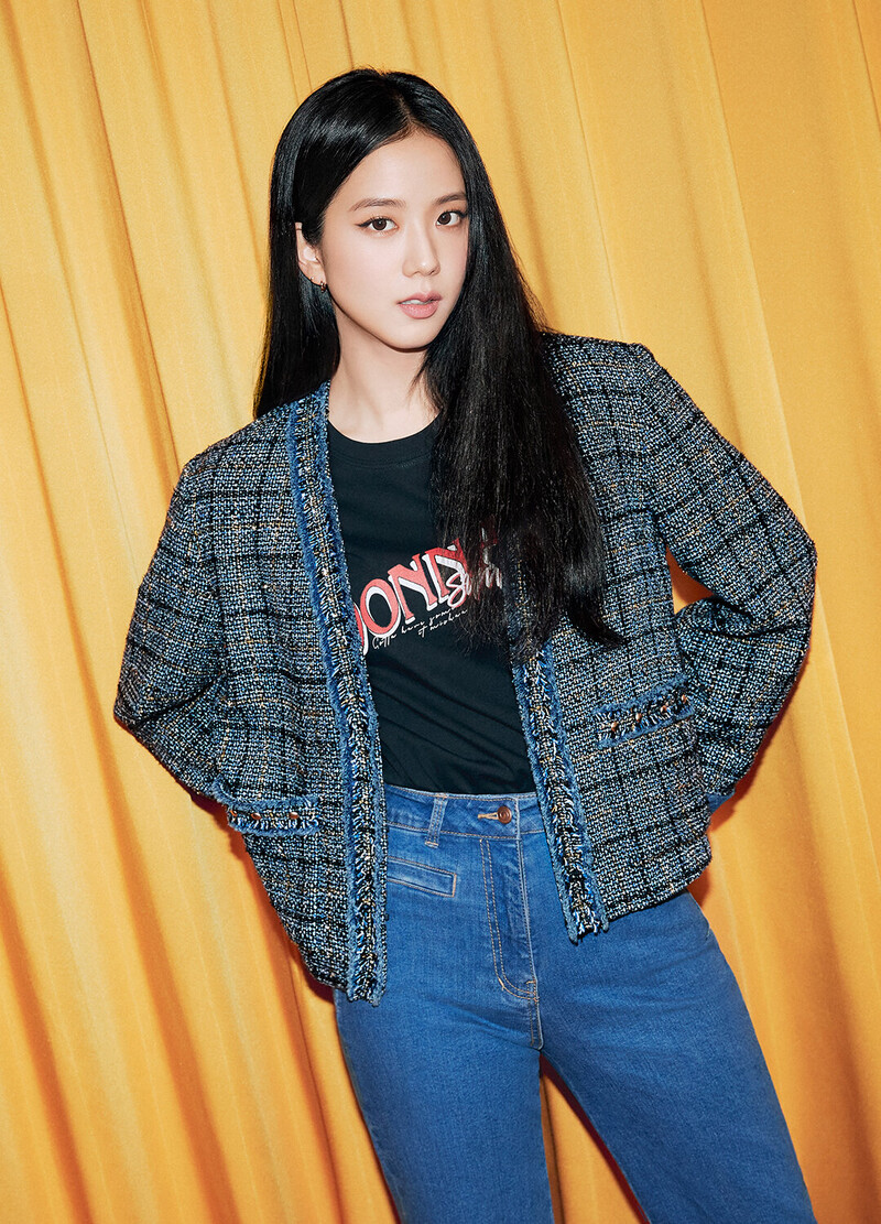 BLACKPINK's Jisoo for IT MICHAA 2021 Fall Campaign documents 1