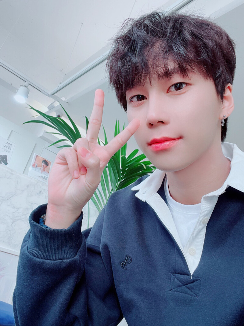 220201 BAE173 Twitter Update - Junseo documents 1