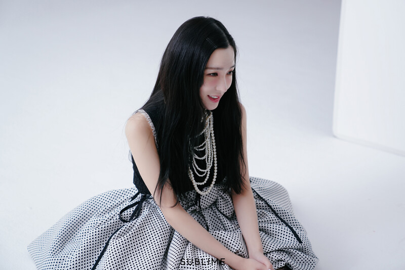 230309 SUBLIME Naver Post - Tiffany Young - Harper's Photoshoot Behind documents 13