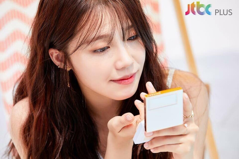 Apink EUNJI for 'Giverny x InStyle Magazine' June 2017 issue documents 5