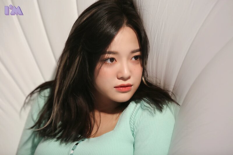 210330 Jellyfish Naver Post - Sejeong's 'I'm' 2nd Mini Album Jacket Behind documents 2