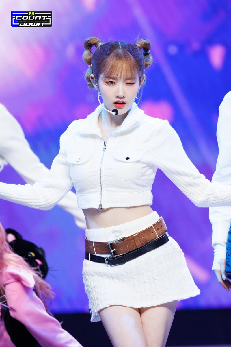 230216 STAYC Sieun - 'Poppy' at M COUNTDOWN documents 3