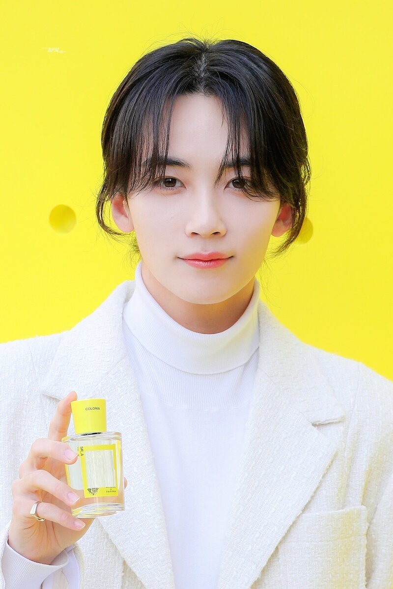 230303 SEVENTEEN Jeonghan at the Acqua Di Parma Perfume Launching Event documents 24