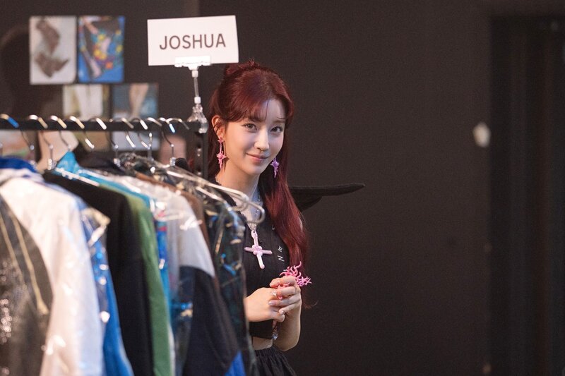 240701 STAYC - "Cheeky Icy Thang" MV Behind the Scenes Photos by Melon documents 4