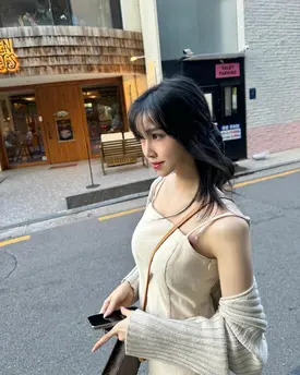 240609 Yuju Instagram Update