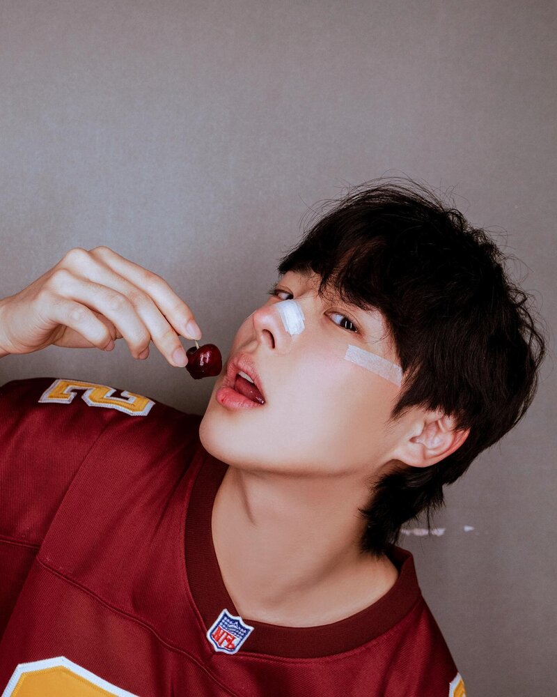 Choi Byungchan 2023 profile photoshoot documents 5