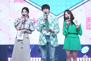 210327 Music Core MC's - Minju, Chani & Mina