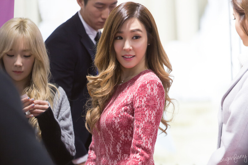 151127 Girls' Generation Tiffany at Louis Quatorze Busan Fansign documents 1