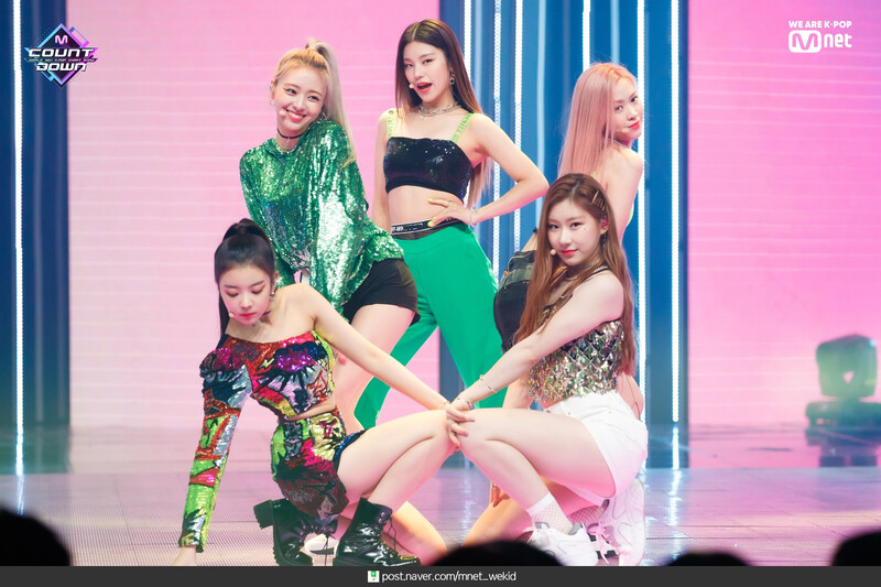 190822 ITZY - 'ICY' at M COUNTDOWN documents 1