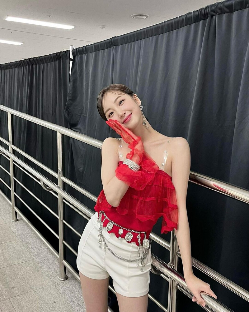 220619 ALICE Yukyung Instagram Update documents 6