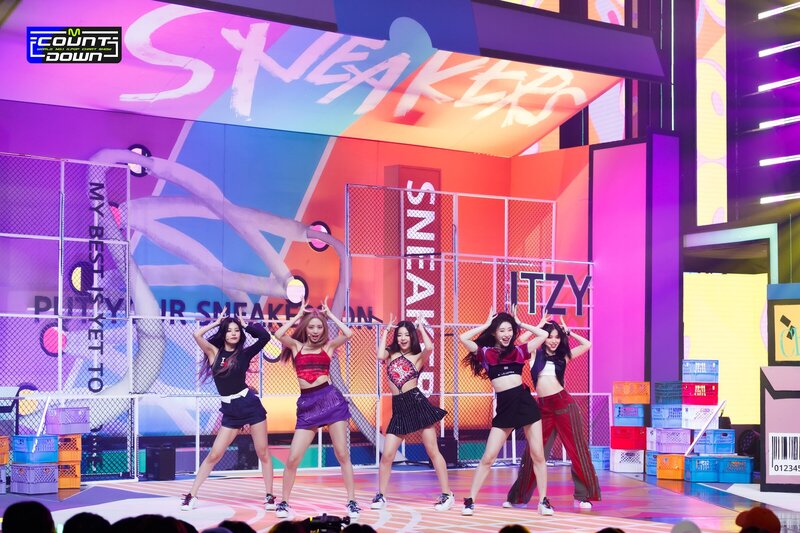 220721 ITZY - 'SNEAKERS' at M Countdown documents 3