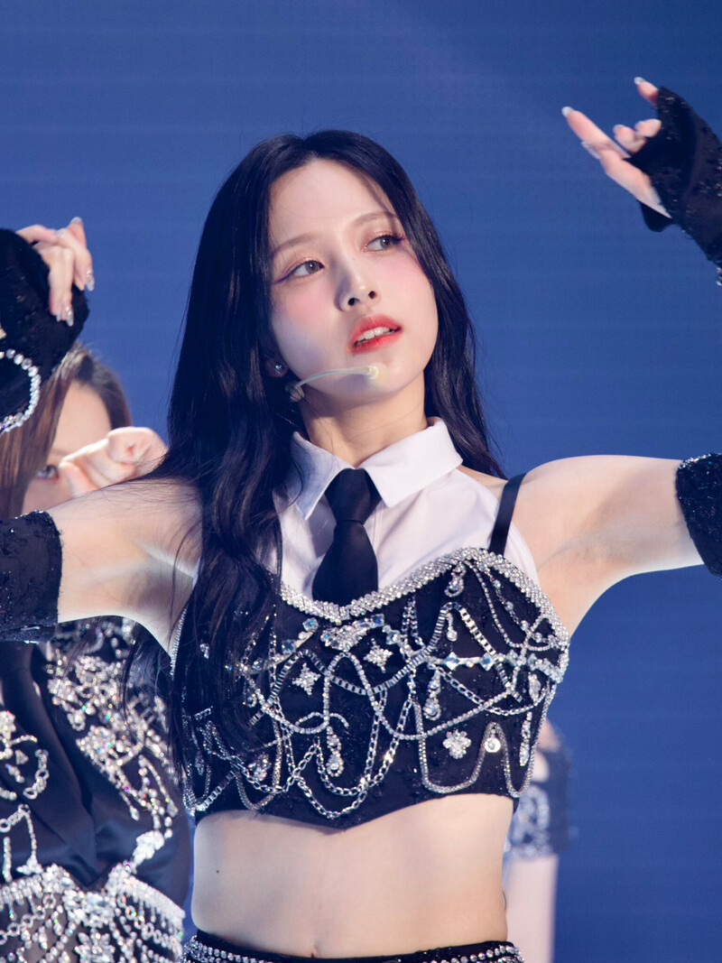 230415 TWICE Mina - ‘Ready To Be’ World Tour in Seoul Day 1 documents 1