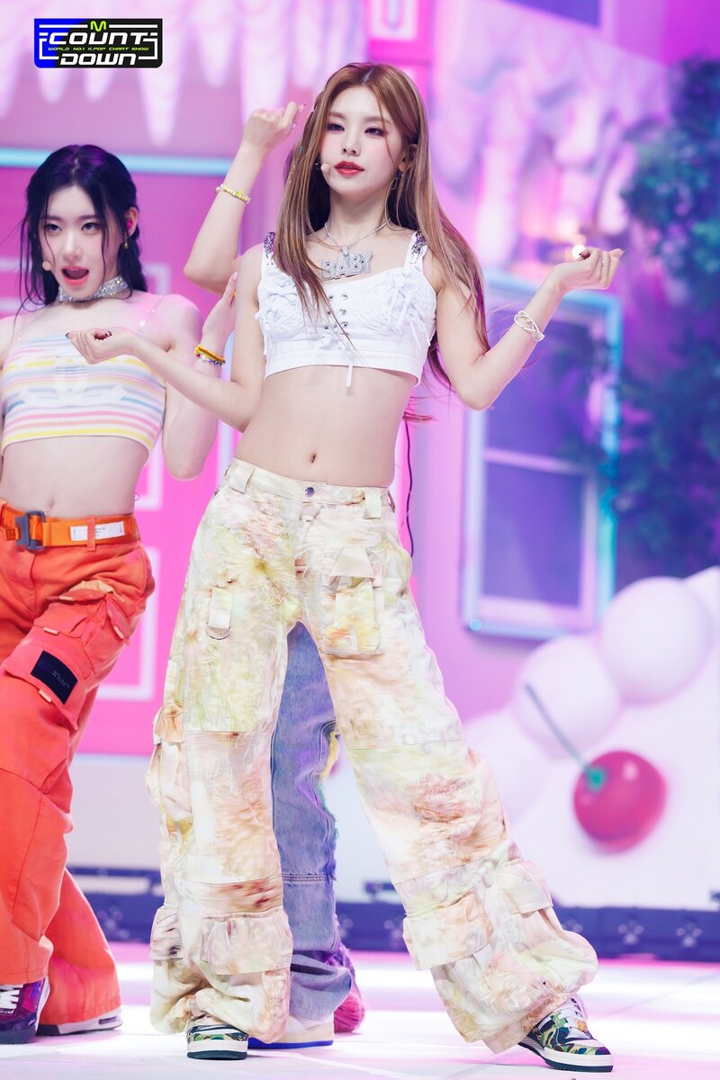 230803 - ITZY 'CAKE' at M COUNTDOWN documents 5