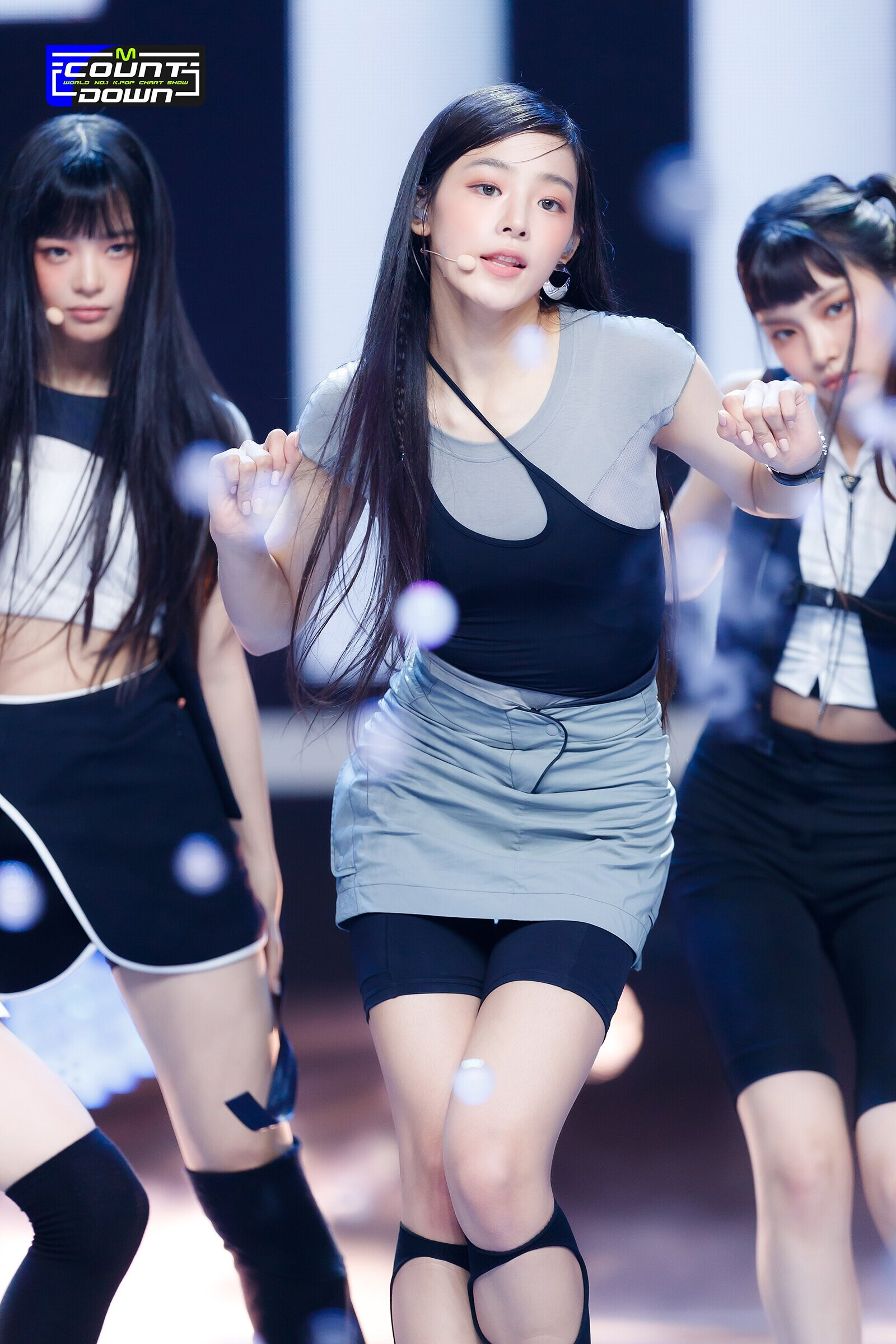 220804 NewJeans Minji 'Cookie' at M Countdown | kpopping