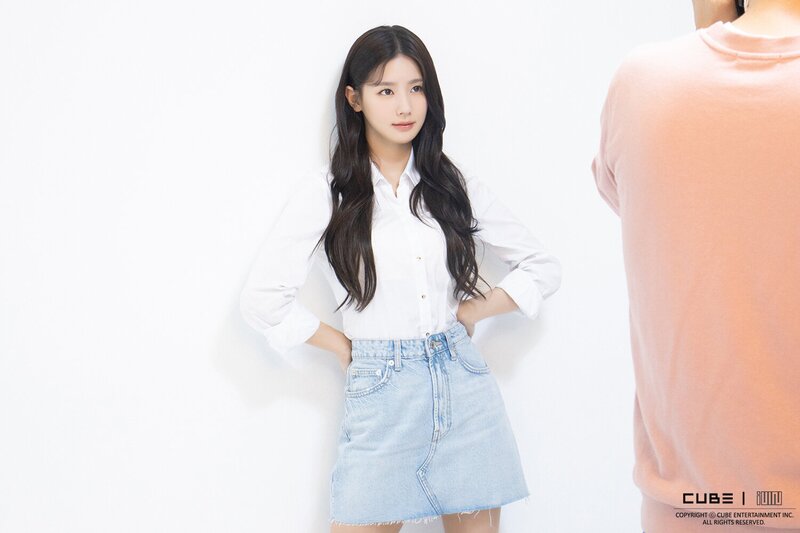 211015 Cube Naver Post - (G)I-DLE Miyeon 2021 Profile Photoshoot documents 20