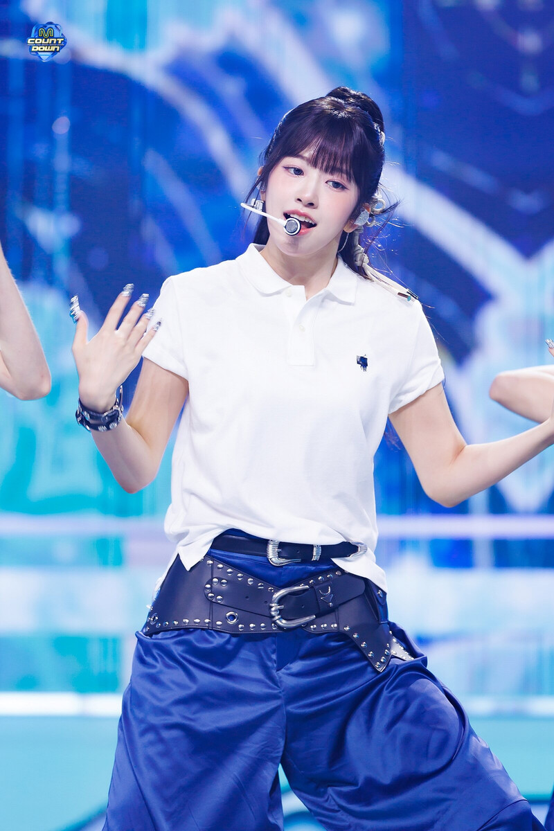 240502 IVE Yujin - 'HEYA' at M Countdown documents 12