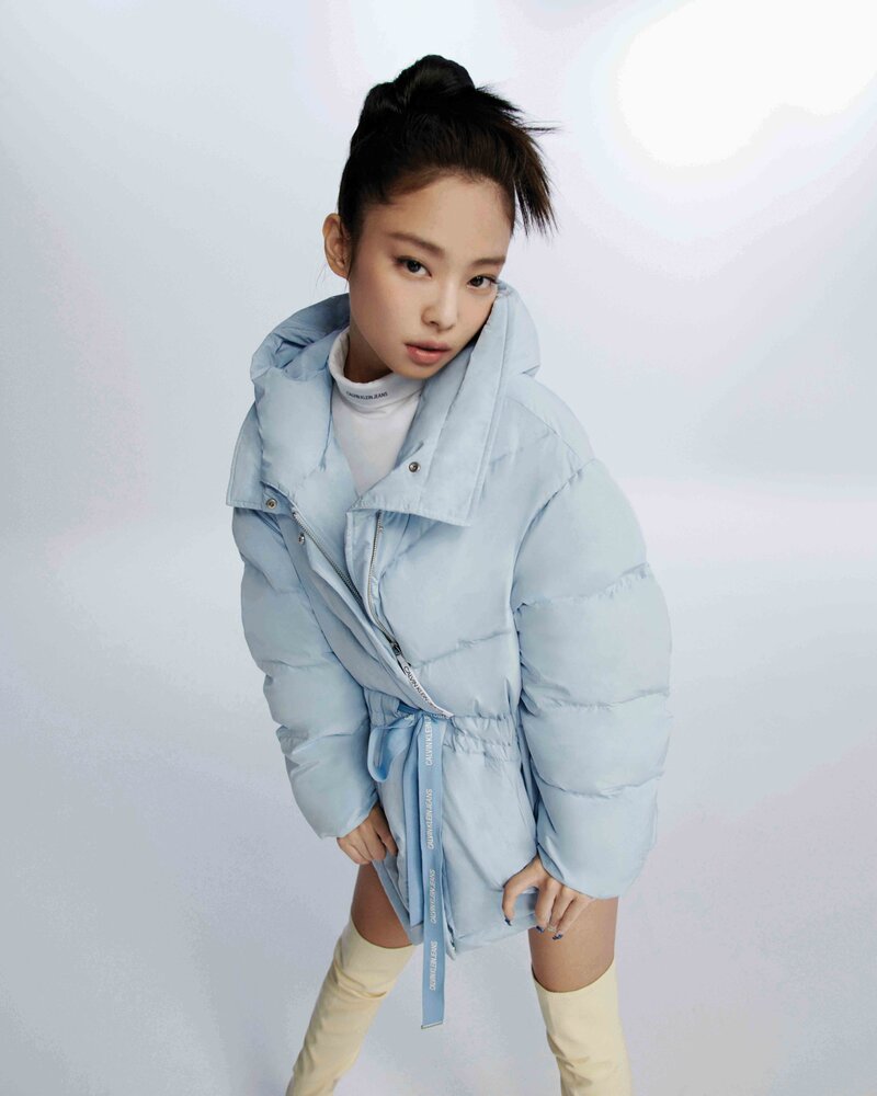 BLACKPINK Jennie for Dazed Korea 2021 Holiday Edition x Calvin Klein documents 7