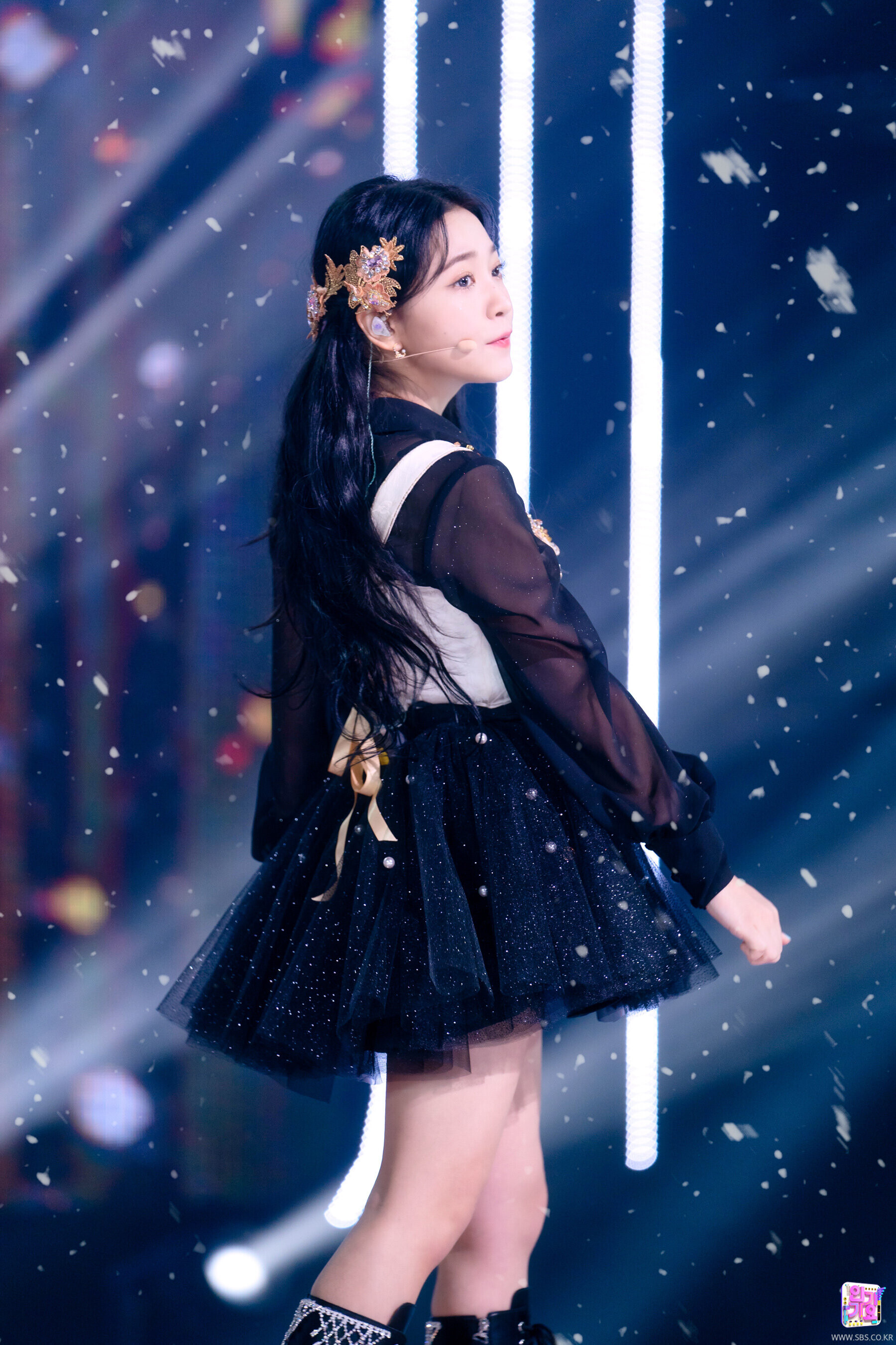 220403 Red Velvet Yeri - 'Feel My Rhythm' at Inkigayo | kpopping