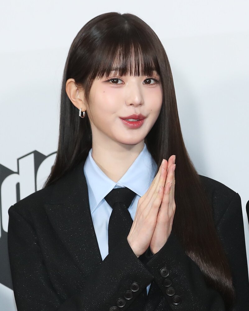 231010 Wonyoung at the 2023 The Fact Music Awards red carpet documents 1