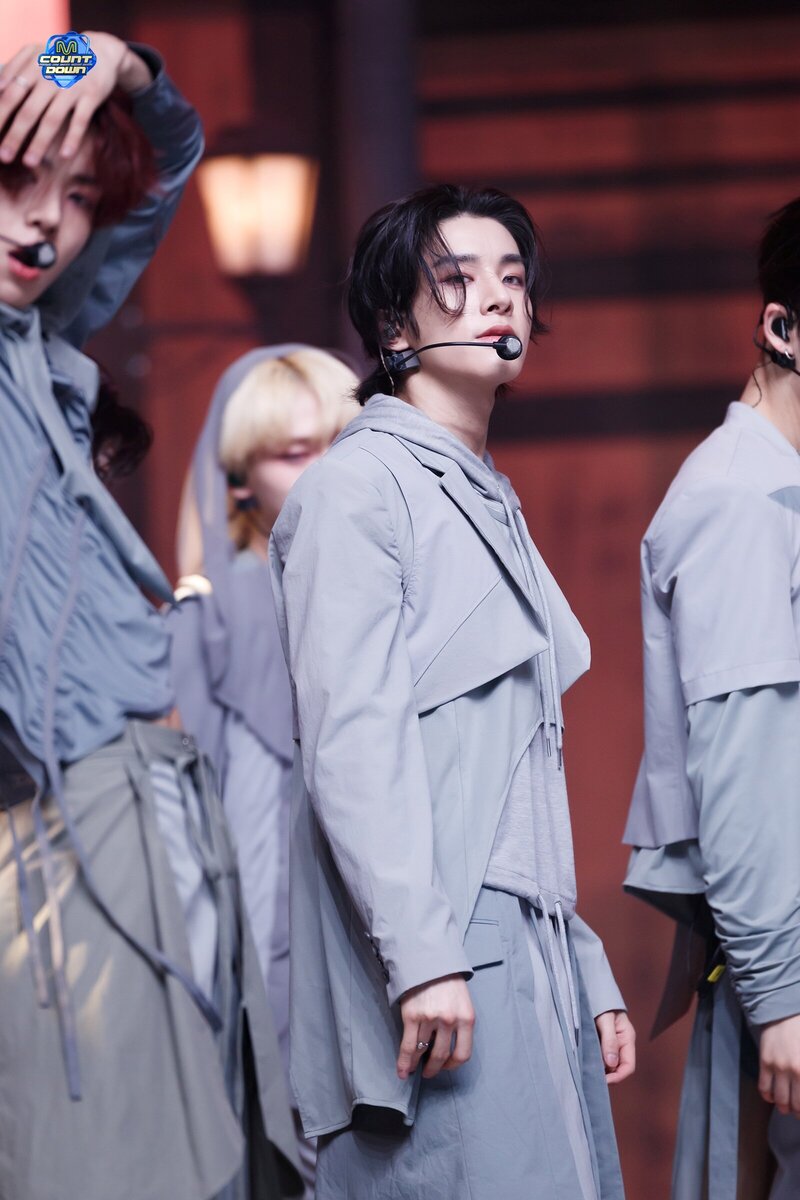 240530 ENHYPEN Jake - 'Fatal Trouble' at M Countdown documents 7