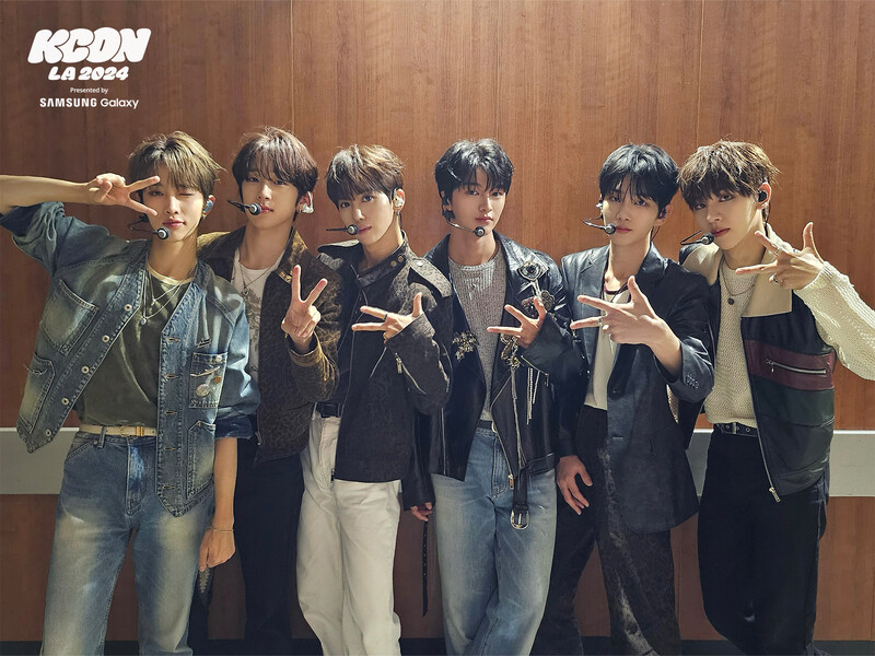 240730 KCON USA X Update with DRIPPIN - Greenroom Selfie documents 1