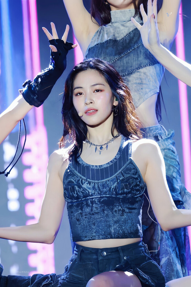 240907 ITZY Ryujin - INK Incheon K-Pop Concert documents 3