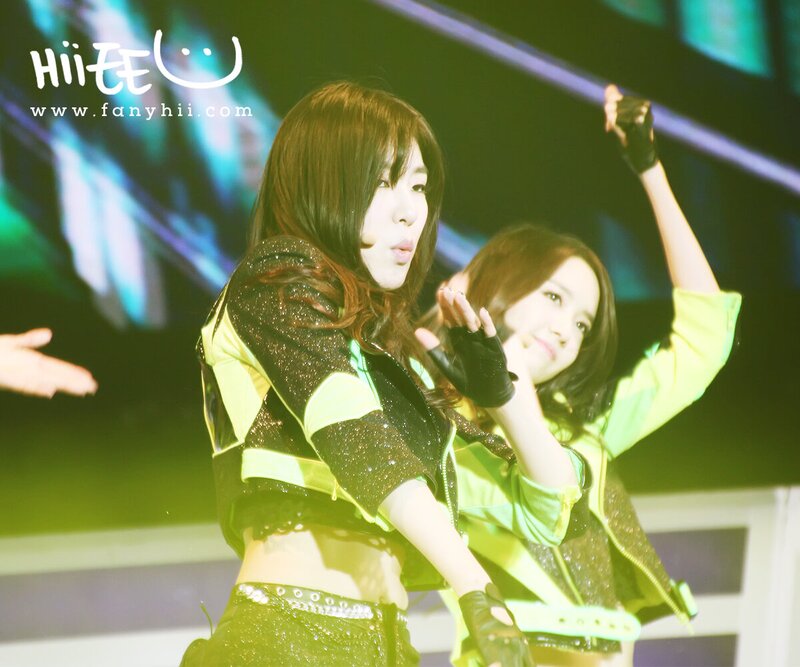 140215 Girls' Generation Tiffany at Girls & Peace World Tour in Macau documents 18