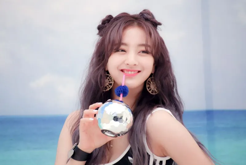 103632719_05.JIHYO-01.jpg