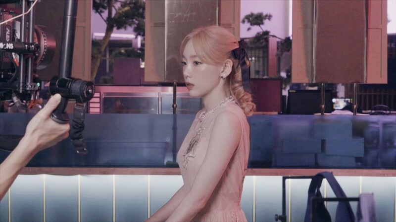 210706 TAEYEON 'Weekend' MV Shooting Behind by Melon documents 6