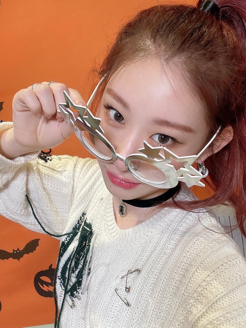 211031 ITZY SNS Update documents 5