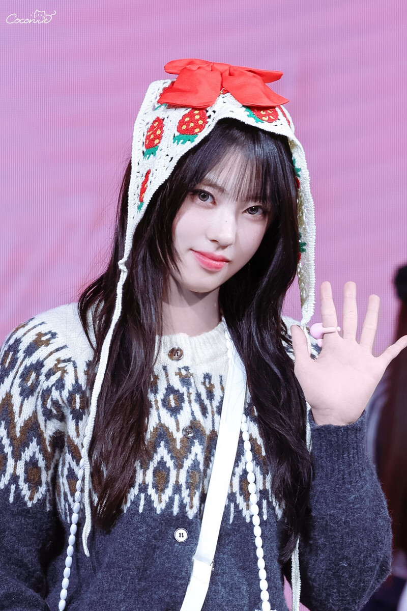 241205 izna Koko at MK Fansign documents 5