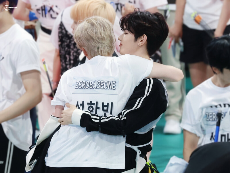 240805 ZEROBASEONE's Zhang Hao & Sung Hanbin at ISAC 2024 documents 4