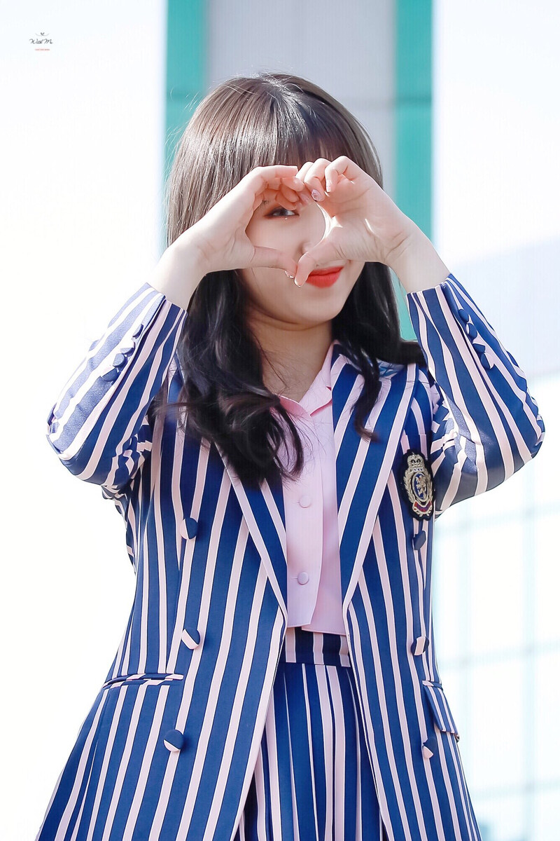 180323 Weki Meki Yoojung at Music Bank mini fanmeeting documents 2