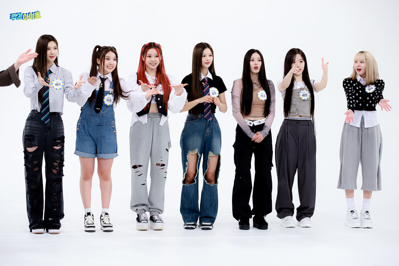 220920 MBC Naver Post - NMIXX at Weekly Idol documents 3