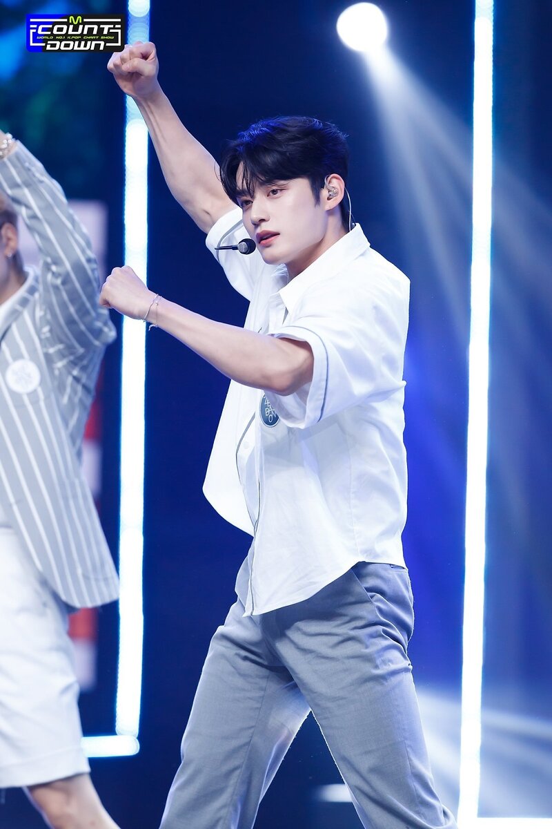 230727 ZEROBASEONE - 'In Bloom' at M COUNTDOWN documents 12