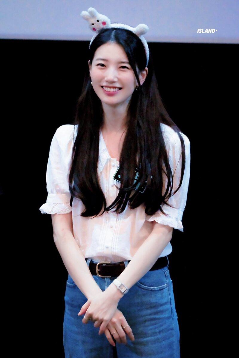240609 Suzy - Stage Greetings at CGV Yongsan I'Park Mall documents 6